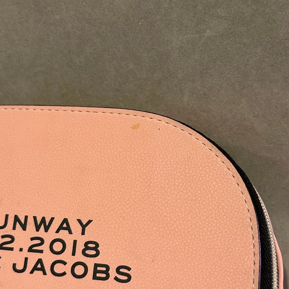 Marc Jacobs Runway 9.12.2018 Pink Half Moon Cosmetic Pouch Bag Gold Hardware